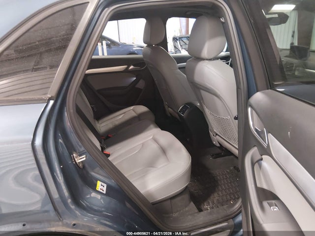 WA1JCCFS2JR010137 Audi Q3 2.0t Premium/2.0t Sport Premium