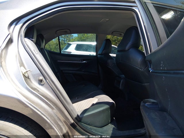 44905622 :رقم المزاد ، 4T1G11AKXLU860918 vin ، 2020 Toyota Camry Se مزاد بيع