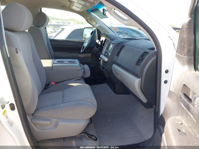 Продажа на аукционе авто 2011 Toyota Tundra Grade 4.6l V8, vin: 5TFUM5F14BX021446, номер лота: 44905645