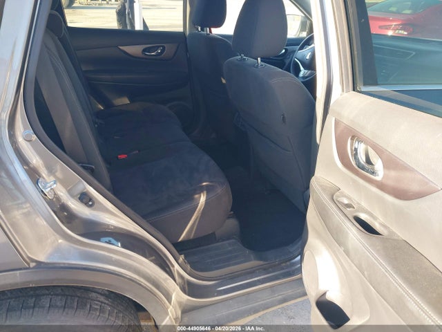 2015 Nissan Rogue Sv მანქანა იყიდება აუქციონზე, vin: KNMAT2MV6FP546038, აუქციონის ნომერი: 44905646
