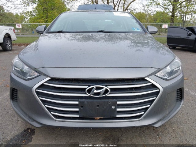 44905661 :رقم المزاد ، 5NPD74LF5JH369090 vin ، 2018 Hyundai Elantra Se مزاد بيع