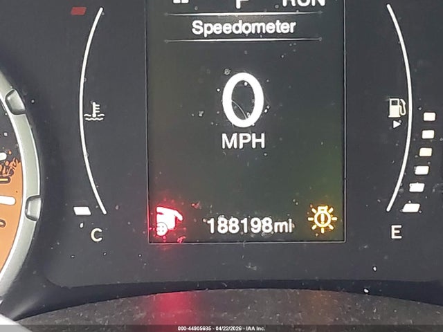 44905685 :رقم المزاد ، ZACCJBBT6GPC52885 vin ، 2016 Jeep Renegade Latitude مزاد بيع