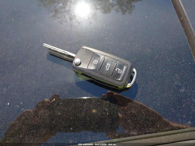 Продажа на аукционе авто 2012 Volkswagen Eos Executive, vin: WVWFW7AH6CV016782, номер лота: 44905698