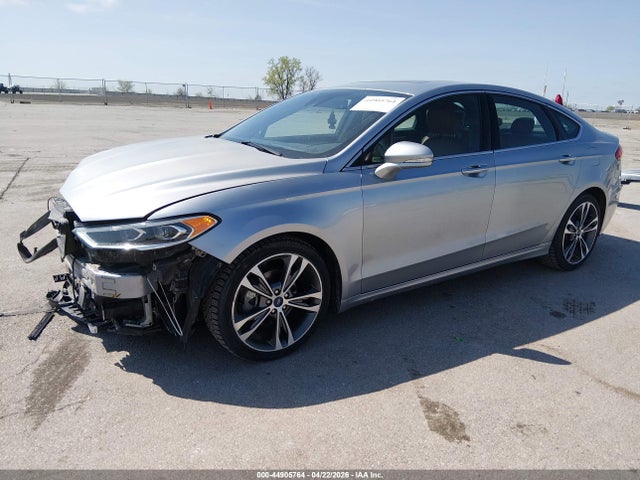 44905764 :رقم المزاد ، 3FA6P0D90LR128070 vin ، 2020 Ford Fusion Titanium مزاد بيع