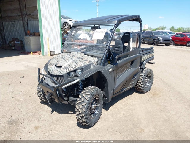 44905789 :رقم المزاد ، 1M0R860MHJM010280 vin ، 2018 John Deere Sxs مزاد بيع