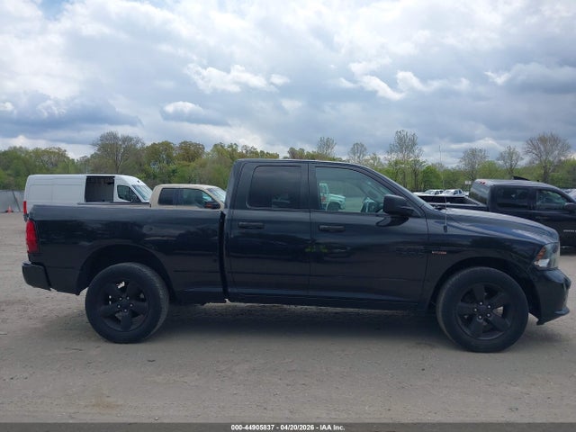 2017 Ram 1500 Express  4x4 6'4 Box მანქანა იყიდება აუქციონზე, vin: 1C6RR7FTXHS767983, აუქციონის ნომერი: 44905837