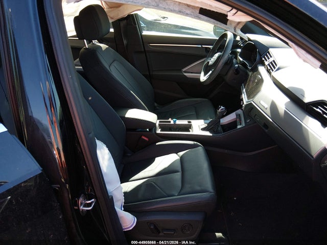 Aukcja sprzedaży 2023 Audi Q3 Premium 45 Tfsi S Line Quattro Tiptronic, vin: WA1DECF32P1103411, numer aukcji: 44905868