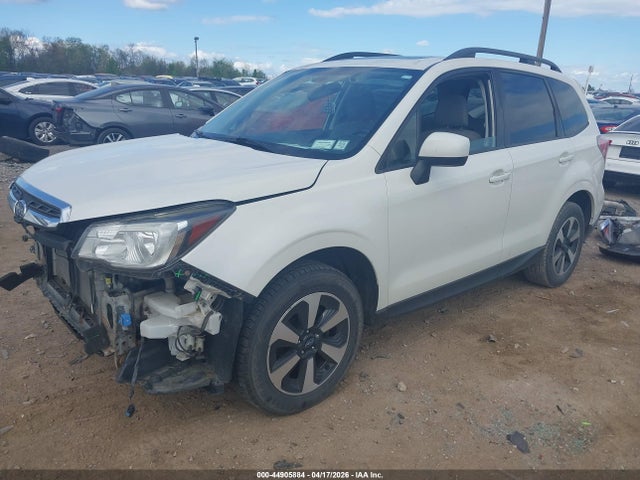 44905884 :رقم المزاد ، JF2SJAGC2HH463705 vin ، 2017 Subaru Forester 2.5i Premium مزاد بيع