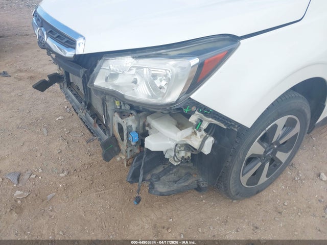 44905884 :رقم المزاد ، JF2SJAGC2HH463705 vin ، 2017 Subaru Forester 2.5i Premium مزاد بيع