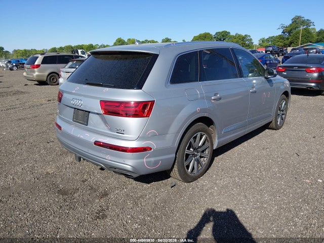 Продажа на аукционе авто 2017 Audi Q7 3.0t Premium, vin: WA1LAAF76HD000507, номер лота: 44905930