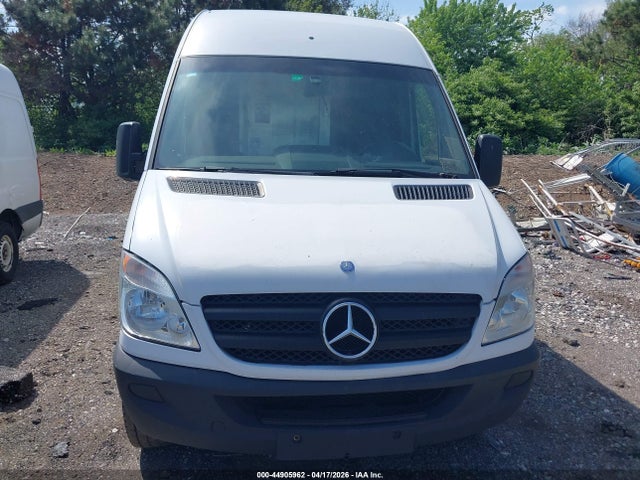 44905962 :رقم المزاد ، WD3PE8CB4C5683799 vin ، 2012 Mercedes-benz Sprinter 2500 High Roof مزاد بيع