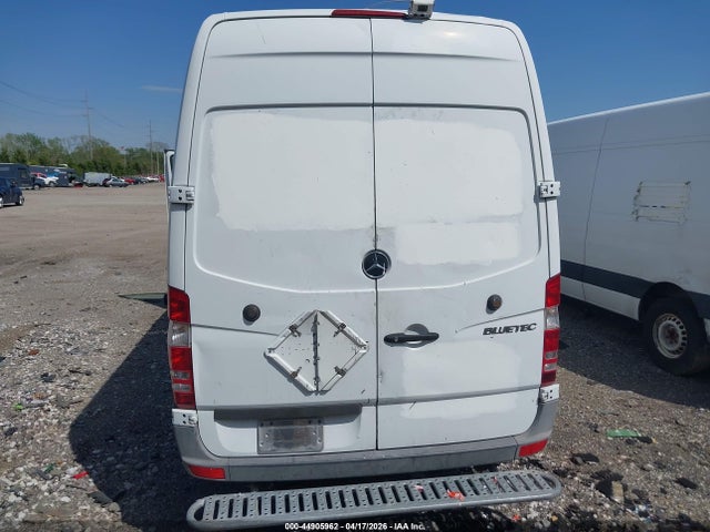 44905962 :رقم المزاد ، WD3PE8CB4C5683799 vin ، 2012 Mercedes-benz Sprinter 2500 High Roof مزاد بيع