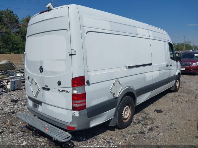 44905962 :رقم المزاد ، WD3PE8CB4C5683799 vin ، 2012 Mercedes-benz Sprinter 2500 High Roof مزاد بيع