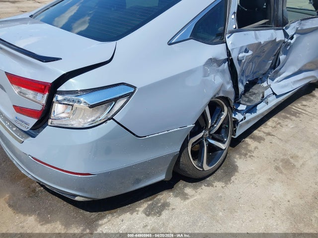 Продажа на аукционе авто 2022 Honda Accord Hybrid Sport, vin: 1HGCV3F28NA029757, номер лота: 44905965