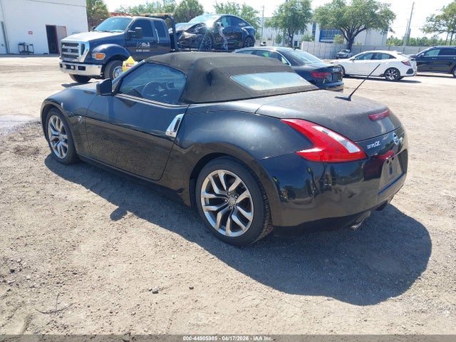 2010 NISSAN 370Z JN1AZ4FH0AM301914 Photo 2