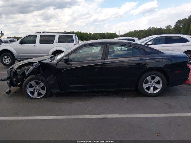 Продажа на аукционе авто 2013 Dodge Charger Se, vin: 2C3CDXBG0DH571188, номер лота: 44905991