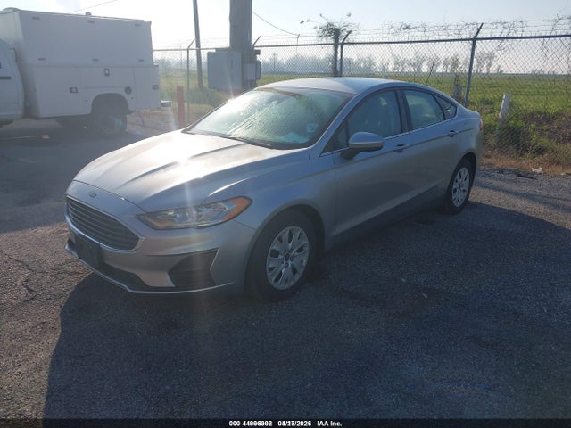 Ford FUSION S 2020 3FA6P0G71LR196730 Image 2