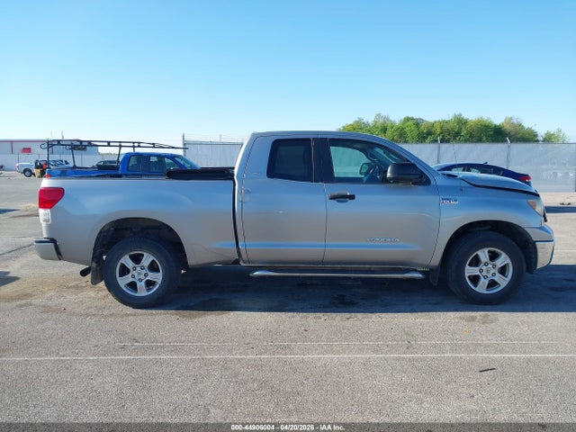 44906004 :رقم المزاد ، 5TFBV54167X011032 vin ، 2007 Toyota Tundra Sr5 5.7l V8 مزاد بيع