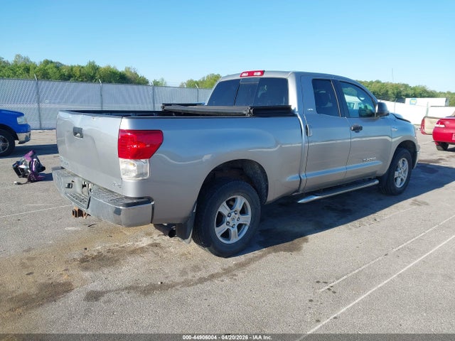 44906004 :رقم المزاد ، 5TFBV54167X011032 vin ، 2007 Toyota Tundra Sr5 5.7l V8 مزاد بيع