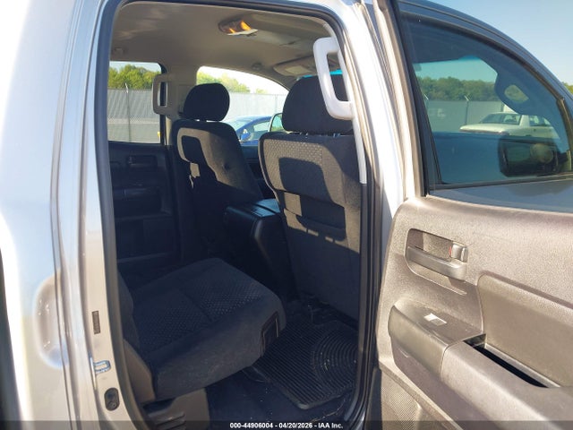 44906004 :رقم المزاد ، 5TFBV54167X011032 vin ، 2007 Toyota Tundra Sr5 5.7l V8 مزاد بيع