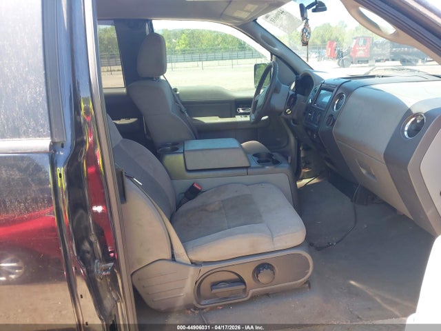 44906031 :رقم المزاد ، 1FTPX12545NA72998 vin ، 2005 Ford F-150 Lariat/xl/xlt مزاد بيع