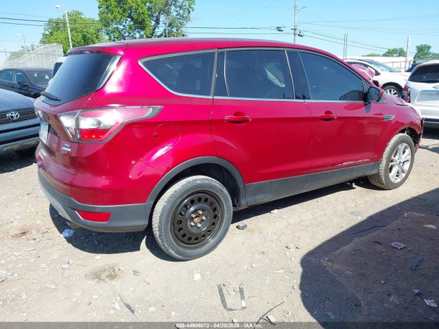 44906072 :رقم المزاد ، 1FMCU0G99HUB46693 vin ، 2017 Ford Escape Se مزاد بيع