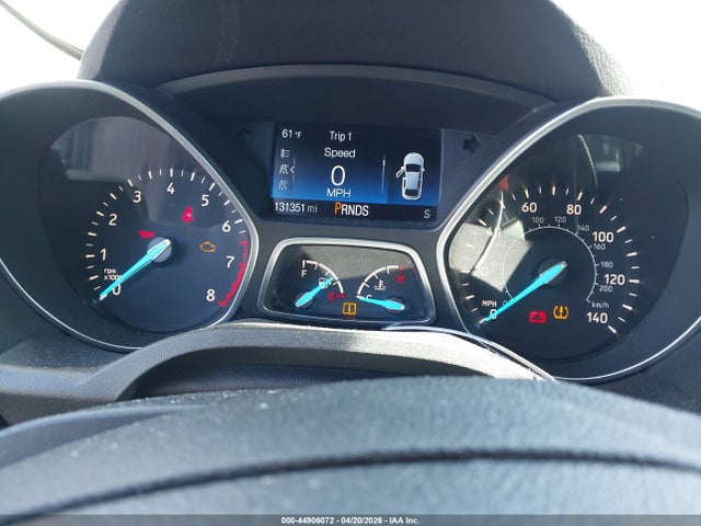 44906072 :رقم المزاد ، 1FMCU0G99HUB46693 vin ، 2017 Ford Escape Se مزاد بيع