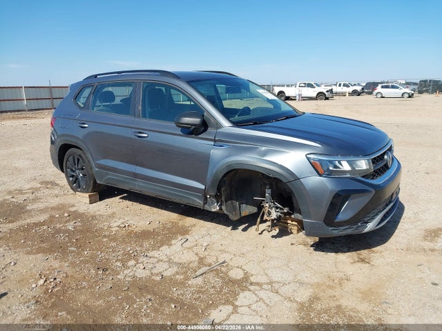 2022 Volkswagen Taos 1.5t S მანქანა იყიდება აუქციონზე, vin: 3VVCX7B27NM041117, აუქციონის ნომერი: 44906080