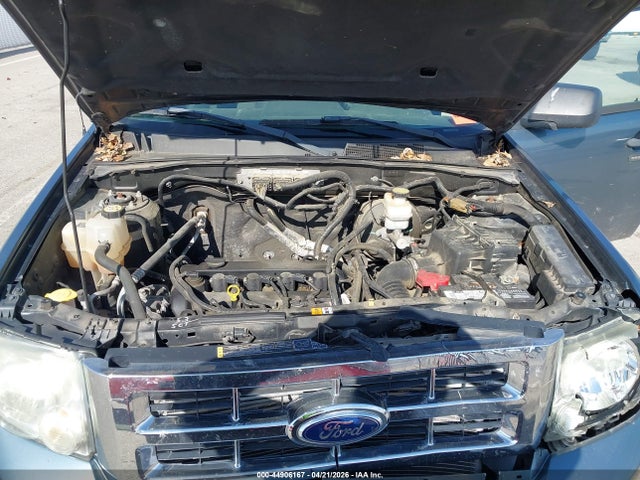 44906167 :رقم المزاد ، 1FMCU0D75BKB79826 vin ، 2011 Ford Escape Xlt مزاد بيع