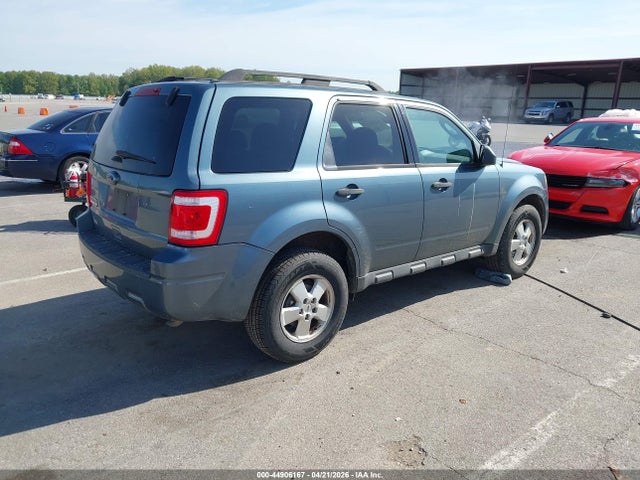 44906167 :رقم المزاد ، 1FMCU0D75BKB79826 vin ، 2011 Ford Escape Xlt مزاد بيع