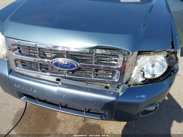 44906167 :رقم المزاد ، 1FMCU0D75BKB79826 vin ، 2011 Ford Escape Xlt مزاد بيع