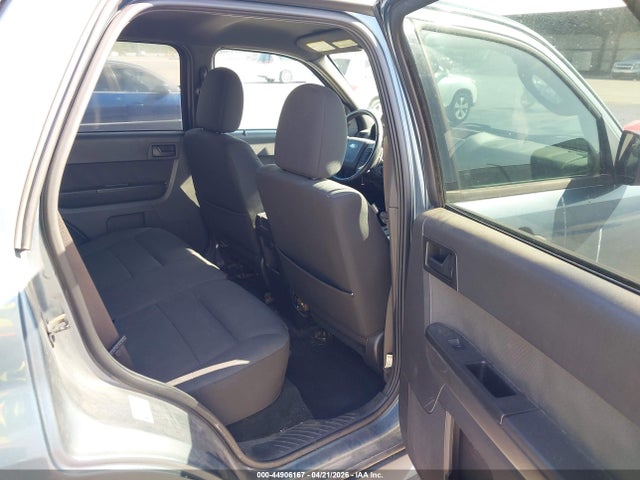 44906167 :رقم المزاد ، 1FMCU0D75BKB79826 vin ، 2011 Ford Escape Xlt مزاد بيع
