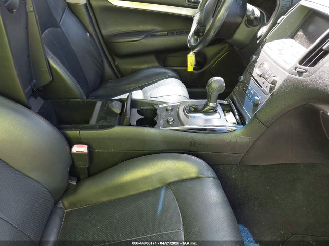 2015 Infiniti Q40 მანქანა იყიდება აუქციონზე, vin: JN1CV6AP1FM580005, აუქციონის ნომერი: 44906171