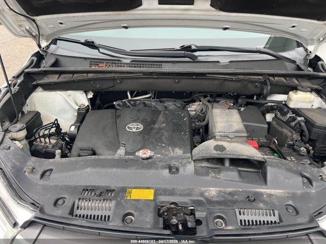 2018 TOYOTA HIGHLANDER 5TDJZRFH2JS549905 Photo 9