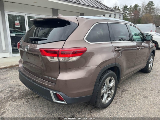 2018 TOYOTA HIGHLANDER 5TDDZRFH9JS862155 Photo 3