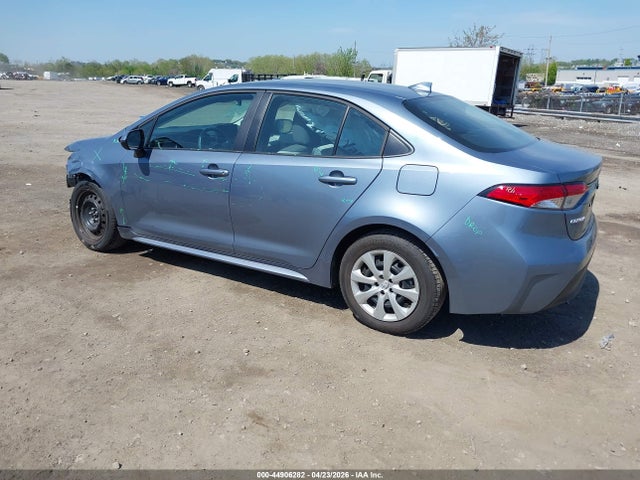 Toyota COROLLA LE 2026 5YFB4MDE0TP397715 Image 3