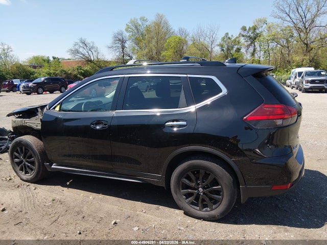 44906291 :رقم المزاد ، 5N1AT2MV7HC874249 vin ، 2017 Nissan Rogue Sv مزاد بيع