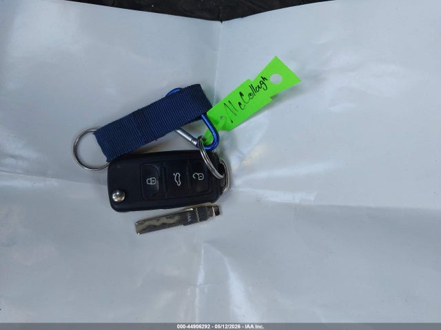 Aukcja sprzedaży 2016 Volkswagen Tiguan S, vin: WVGAV7AX4GK000376, numer aukcji: 44906292