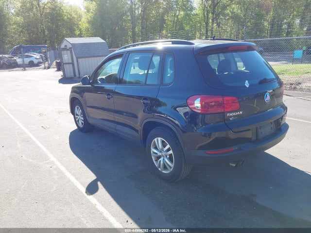 Aukcja sprzedaży 2016 Volkswagen Tiguan S, vin: WVGAV7AX4GK000376, numer aukcji: 44906292