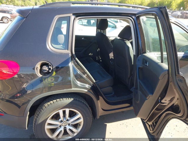 Aukcja sprzedaży 2016 Volkswagen Tiguan S, vin: WVGAV7AX4GK000376, numer aukcji: 44906292