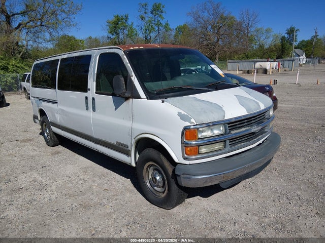 44906320 :رقم المزاد ، 1GAHG39R511203925 vin ، 2001 Chevrolet Express مزاد بيع