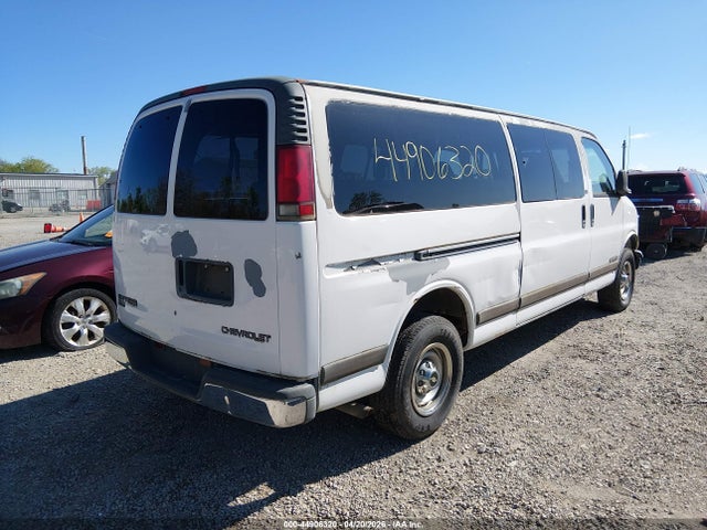 2001 Chevrolet Express მანქანა იყიდება აუქციონზე, vin: 1GAHG39R511203925, აუქციონის ნომერი: 44906320