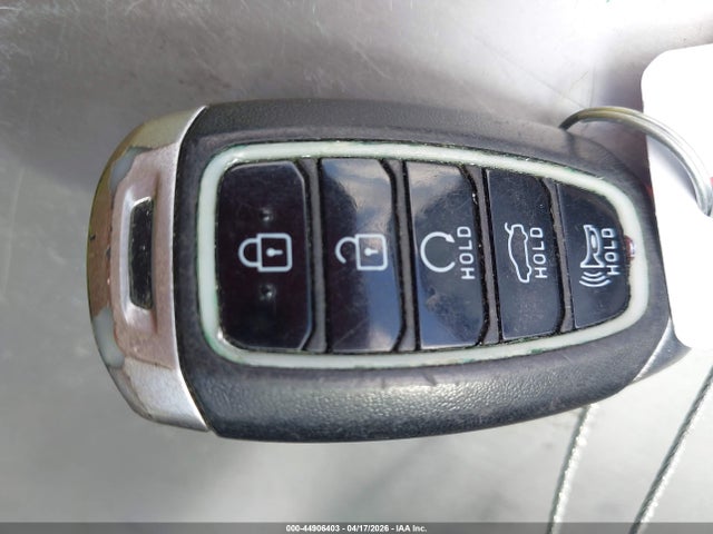 Продажа на аукционе авто 2021 Hyundai Elantra Sel, vin: 5NPLM4AG7MH002485, номер лота: 44906403