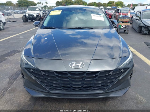 Продажа на аукционе авто 2021 Hyundai Elantra Sel, vin: 5NPLM4AG7MH002485, номер лота: 44906403