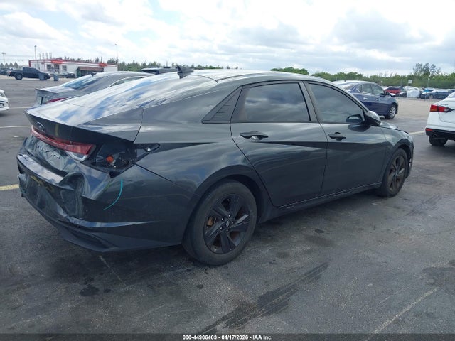 Продажа на аукционе авто 2021 Hyundai Elantra Sel, vin: 5NPLM4AG7MH002485, номер лота: 44906403