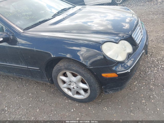 2002 Mercedes-benz C 240 მანქანა იყიდება აუქციონზე, vin: WDBRF61J52F198914, აუქციონის ნომერი: 44906410