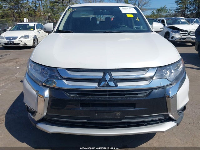 Продаж на аукціоні авто 2018 Mitsubishi Outlander Le/se/sel, vin: JA4AD3A38JZ068170, номер лоту: 44906515