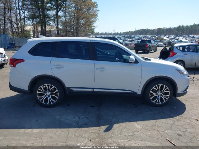 Продаж на аукціоні авто 2018 Mitsubishi Outlander Le/se/sel, vin: JA4AD3A38JZ068170, номер лоту: 44906515