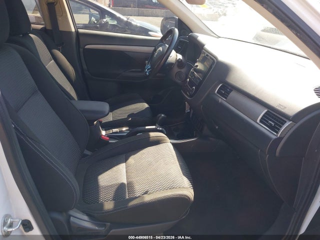 Продаж на аукціоні авто 2018 Mitsubishi Outlander Le/se/sel, vin: JA4AD3A38JZ068170, номер лоту: 44906515