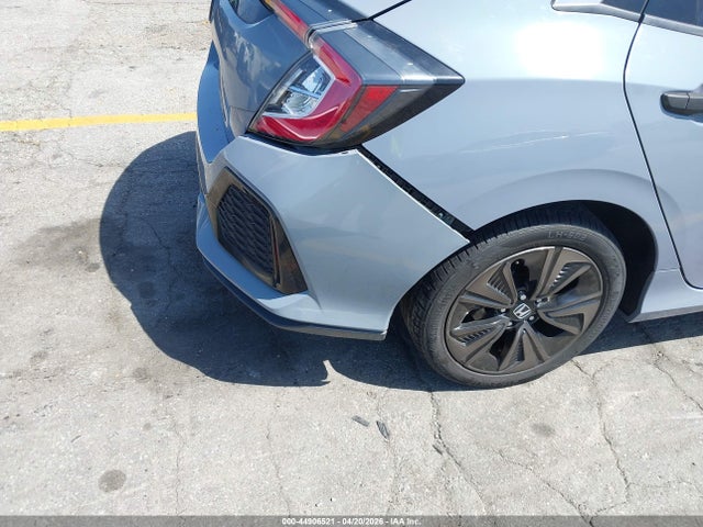 Honda CIVIC EX 2018 SHHFK7H54JU431682 Image 17